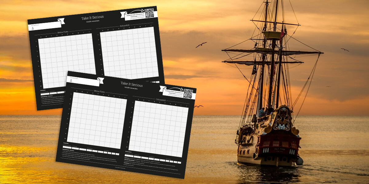 Piratenboot auf dem Weg in den Sonnenuntergang.